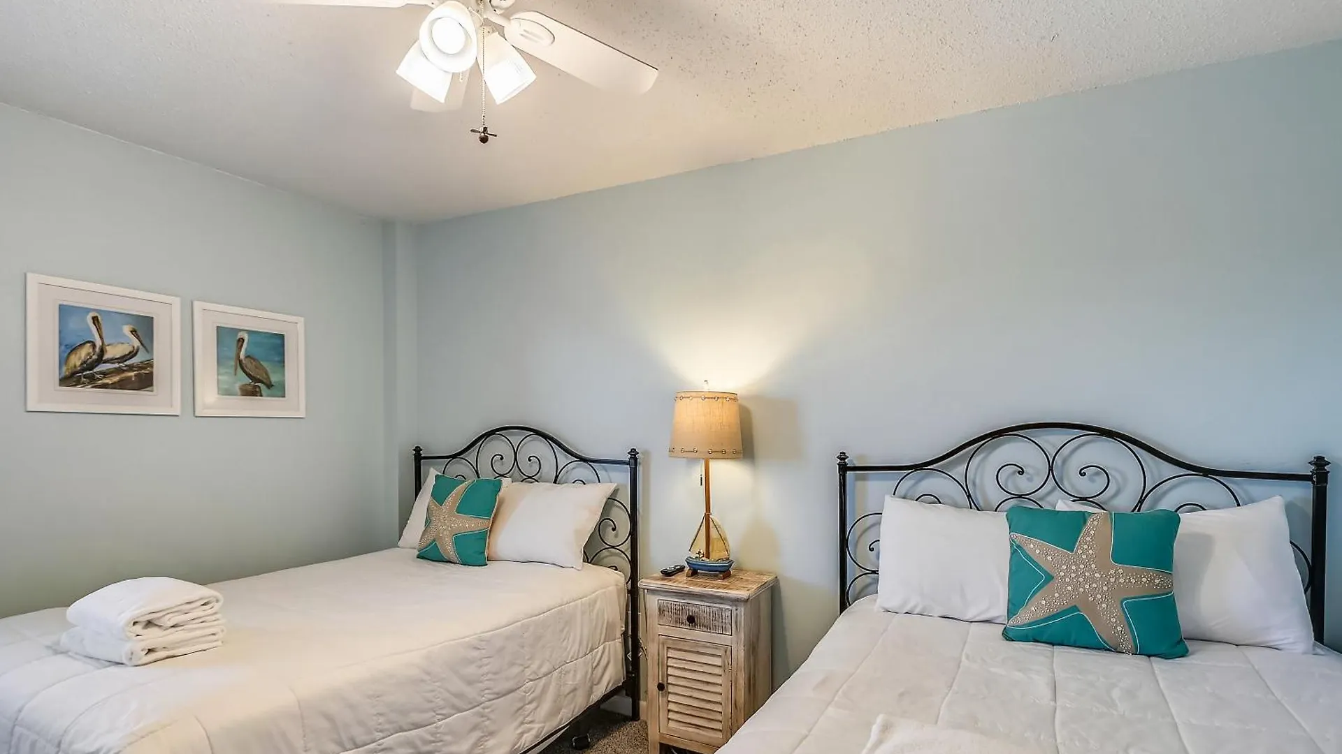 Inlet Reef 213- By Holiday Isle Properties Destin Apartment