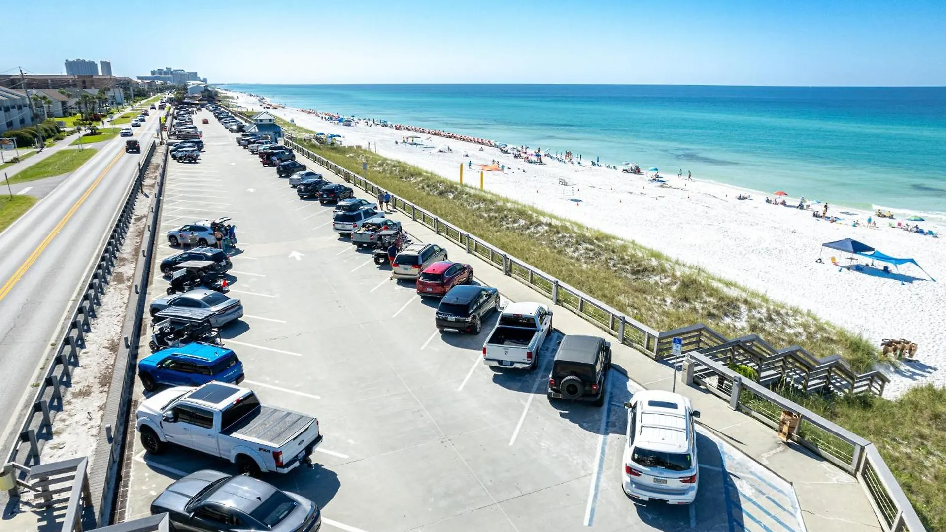 Inlet Reef 213- By Holiday Isle Properties Destin Apartment